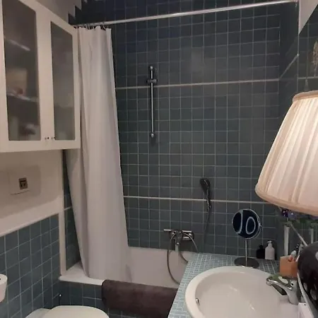 Apartment Bilocale - Zona Isola Milan
