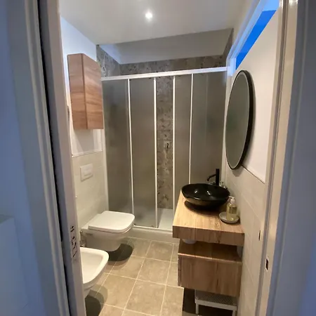 Appartement Bilocale - Zona Isola *
