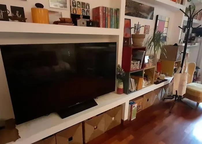 Appartamento Bilocale - Zona Isola